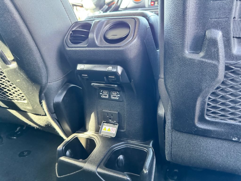 Used 2023 Jeep Gladiator Mojave w/ LED Lighting Group AWD/4WD image 16