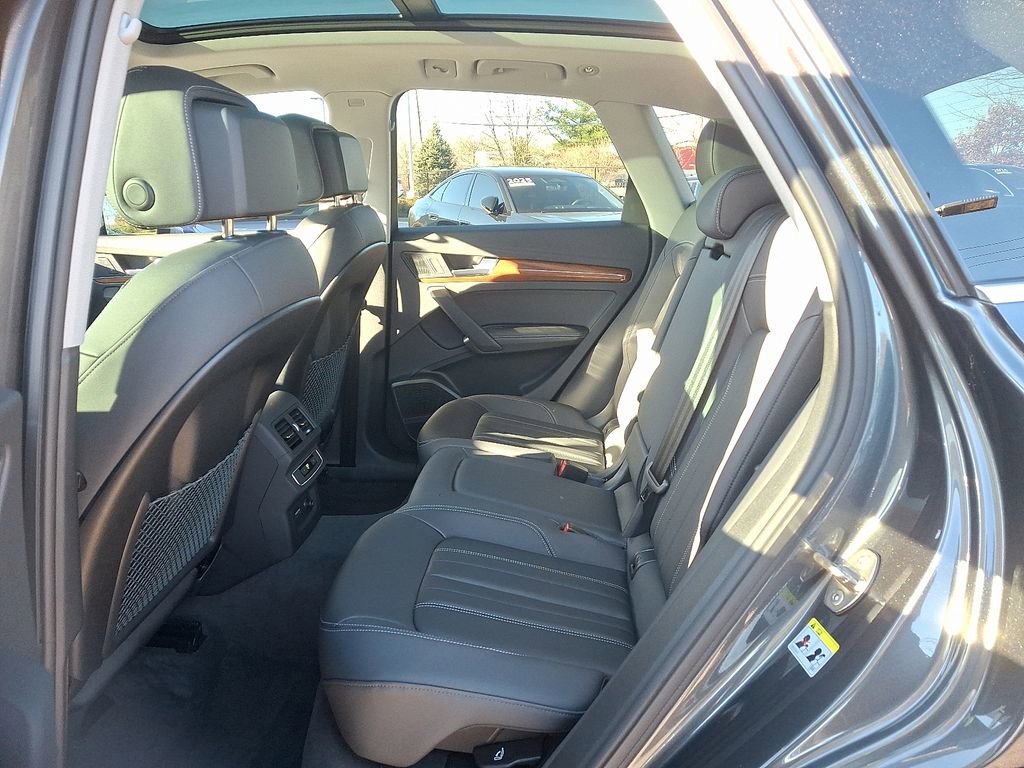 Certified 2023 Audi Q5 2.0T Premium Plus w/ Premium Plus Package image 10