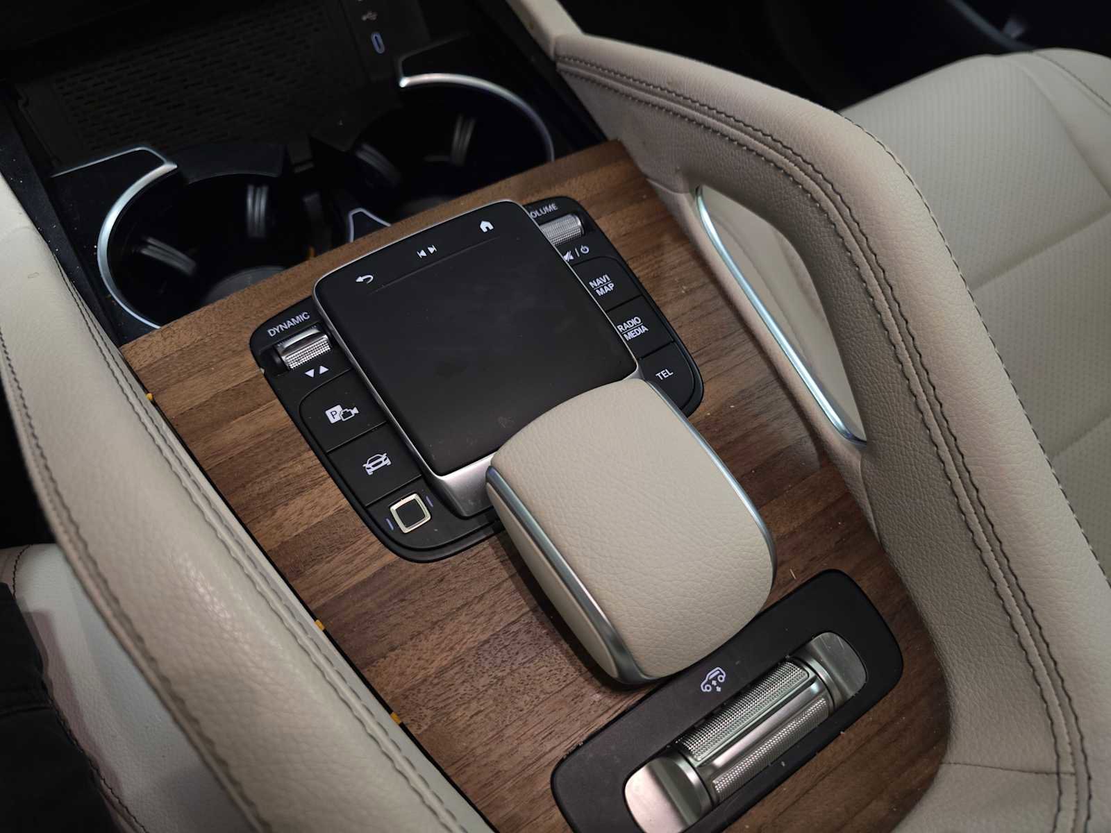 Used 2025 Mercedes-Benz GLS 450 GLS 450 image 39