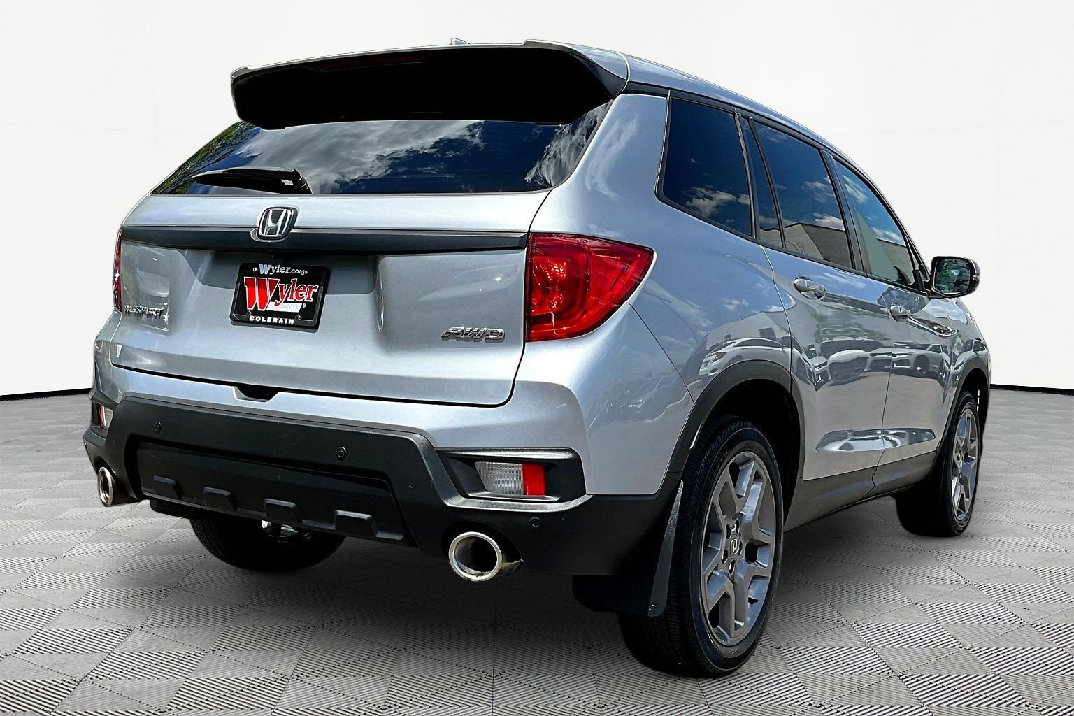 Used 2023 Honda Passport EX-L image 6