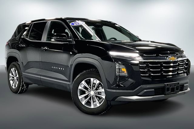 Used 2025 Chevrolet Equinox LT image 1