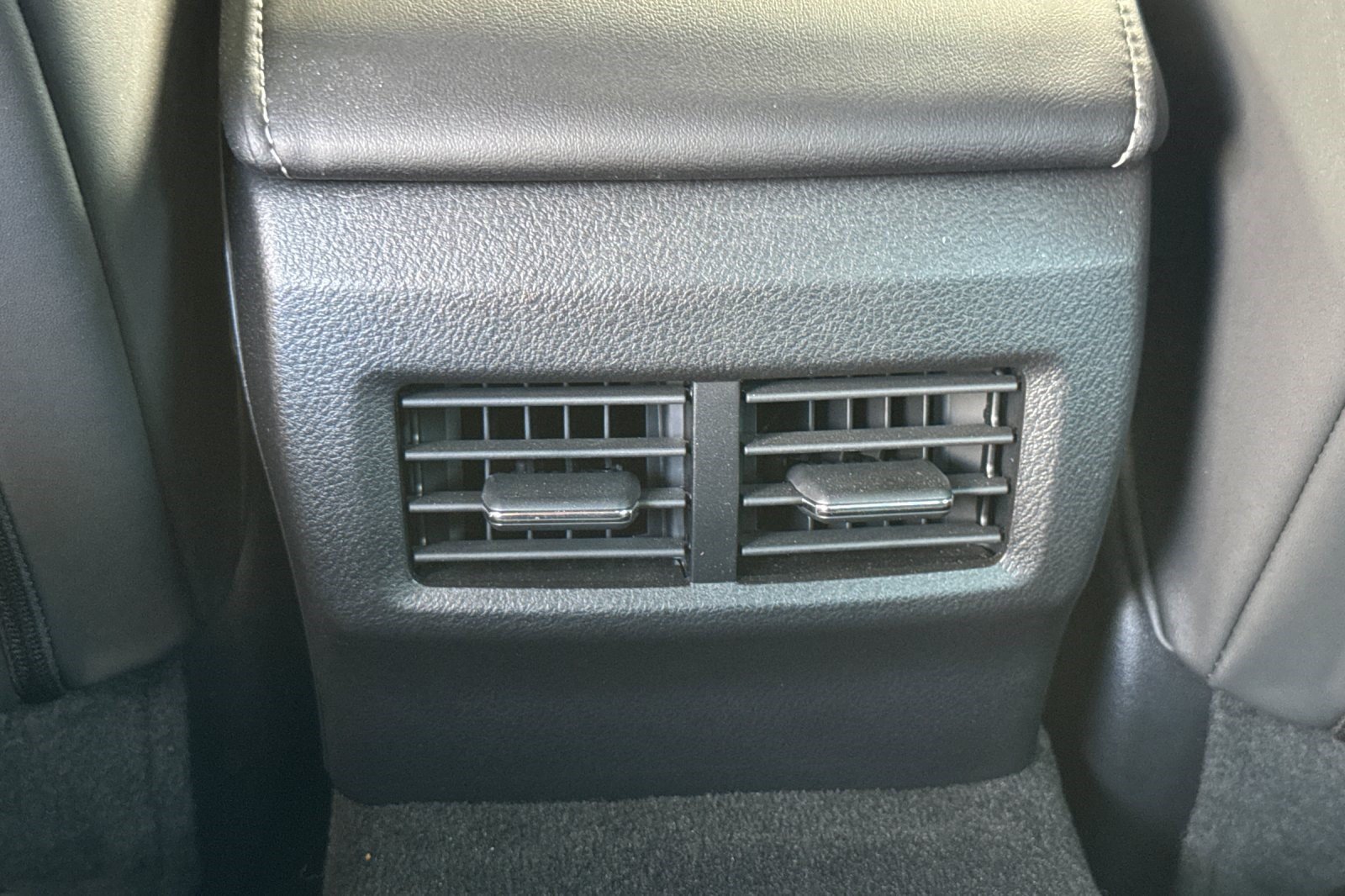 Used 2025 Lexus IS 350 F Sport RWD image 16