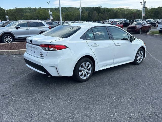 Used 2020 Toyota Corolla LE FWD image 8
