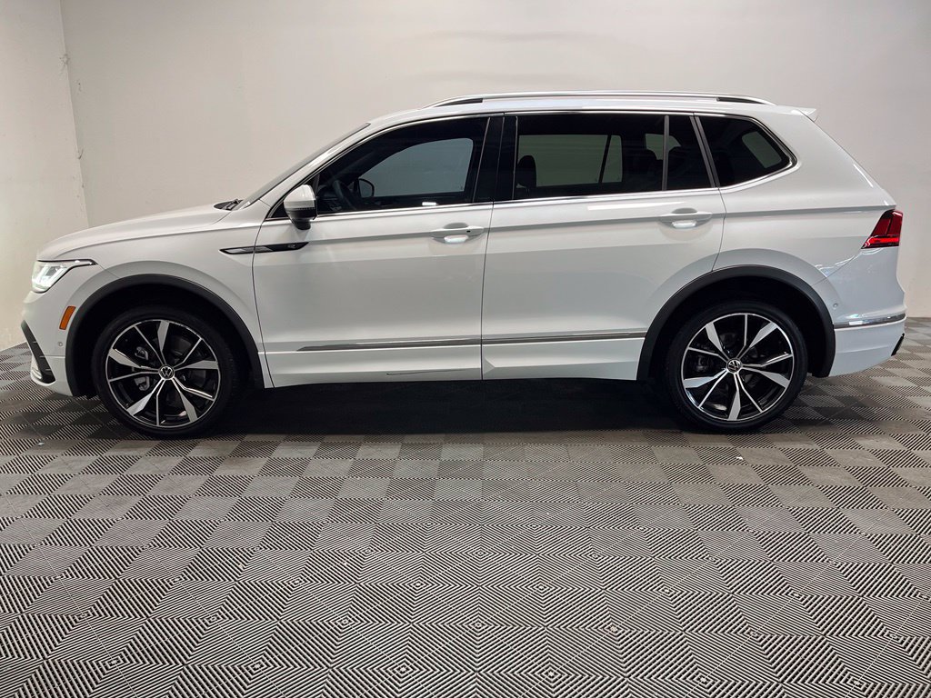 Used 2022 Volkswagen Tiguan SEL R-Line AWD/4WD image 24