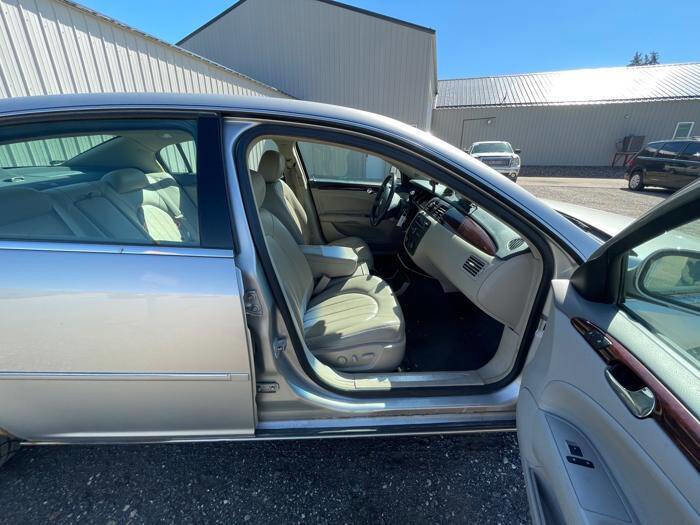 Used 2006 Buick Lucerne CXL w/ Luxury Package FWD image 29
