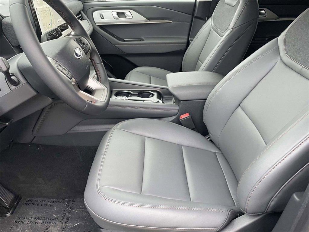 New 2026 Ford Explorer Active w/ Active Comfort Package image 12