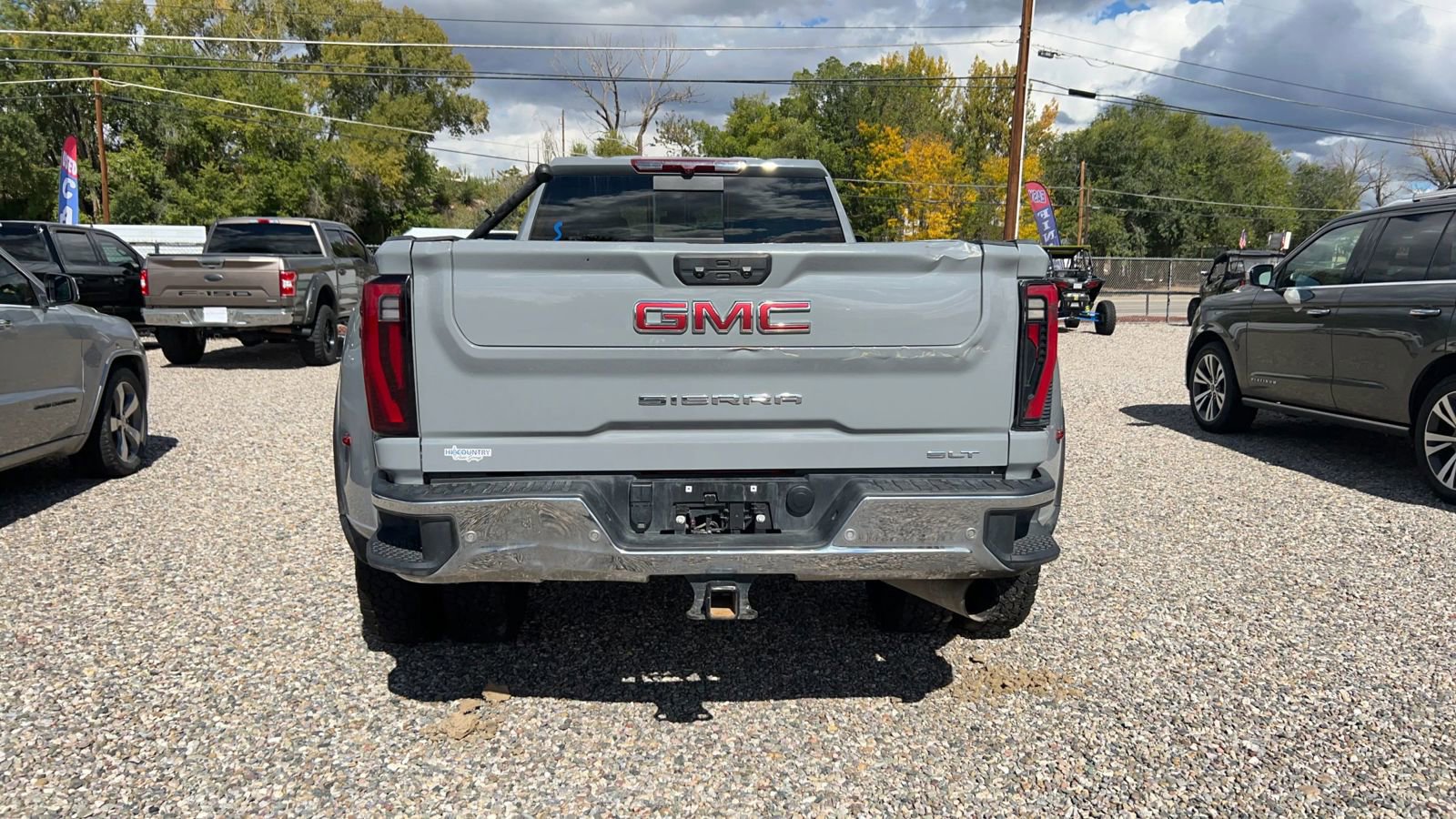 Used 2024 GMC Sierra 3500 SLT w/ SLT Premium Package image 5