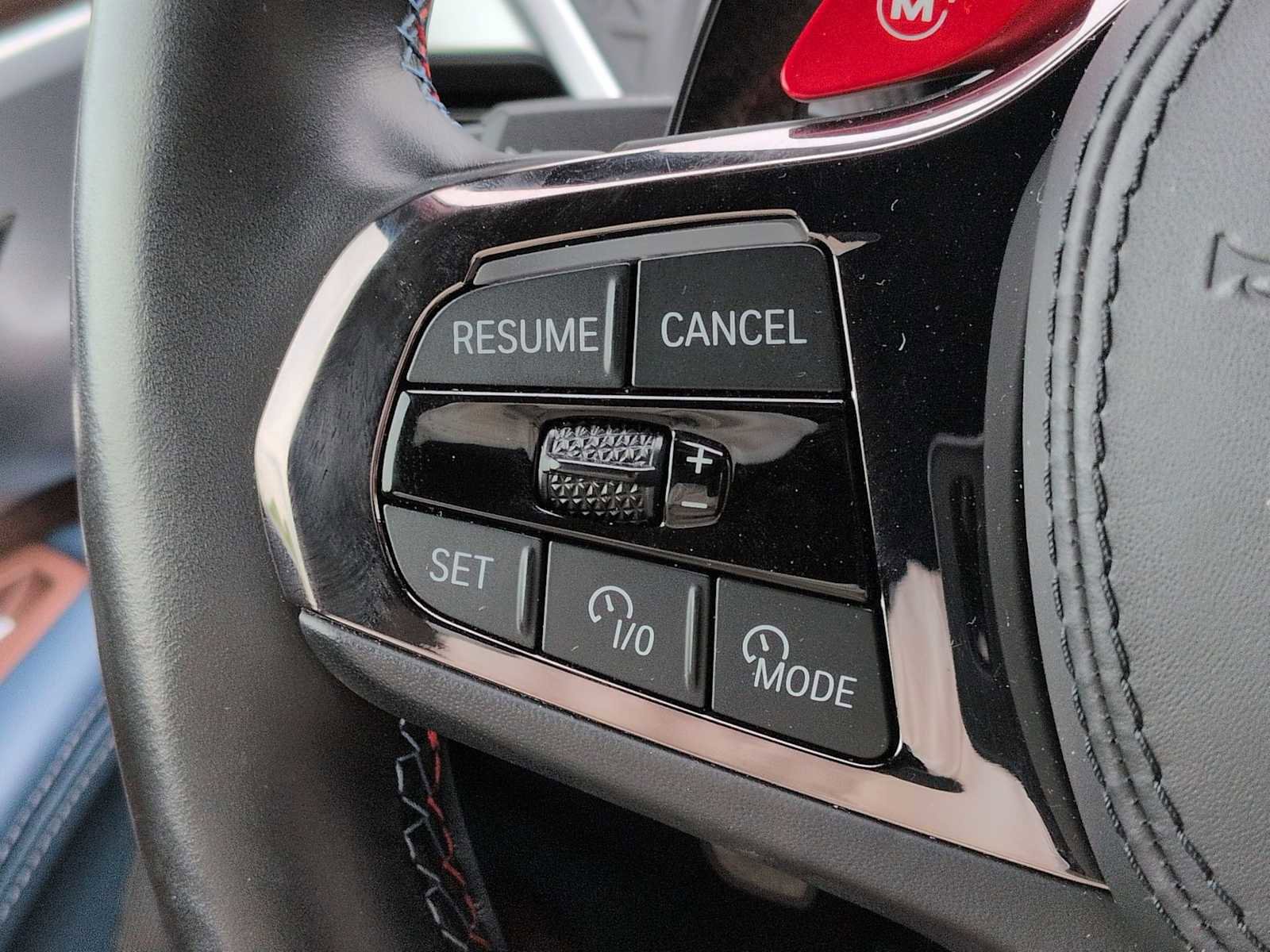 Used 2023 BMW XM image 24