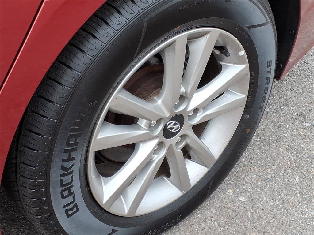 Used 2016 Hyundai Sonata SE image 11