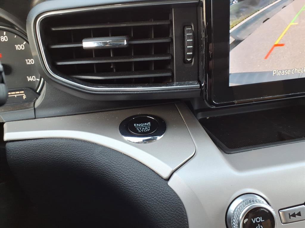 Used 2023 Ford Explorer XLT w/ Equipment Group 202A image 24