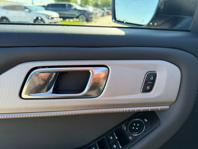 New 2026 Ford Explorer Active AWD/4WD image 20