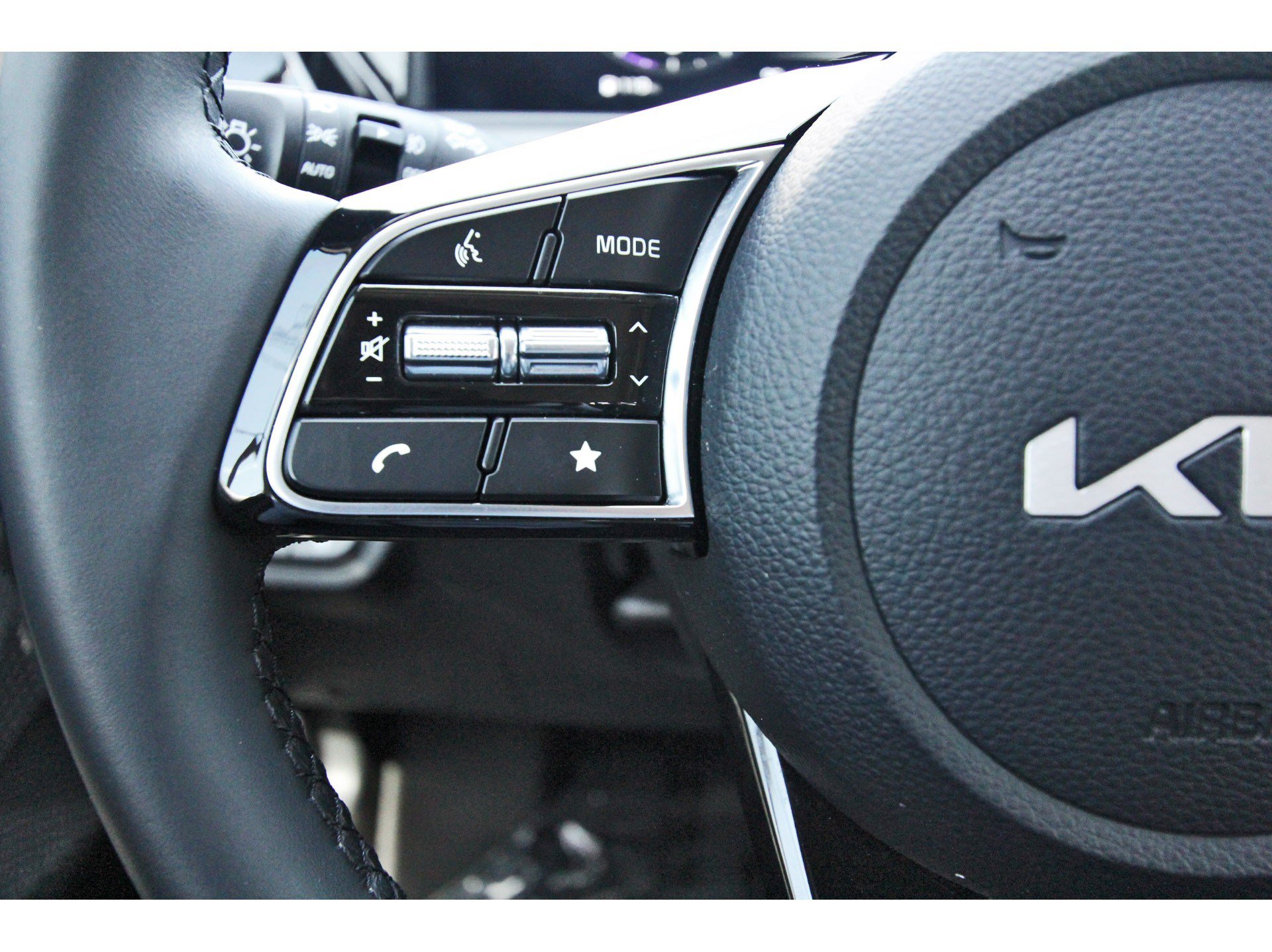 Certified 2024 Kia Seltos S FWD image 19