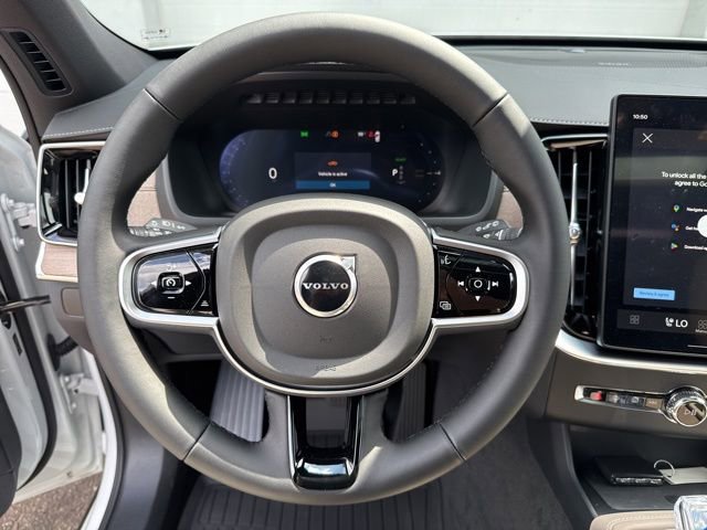 New 2026 Volvo XC90 T8 Plus w/ Protection Package Premier image 7