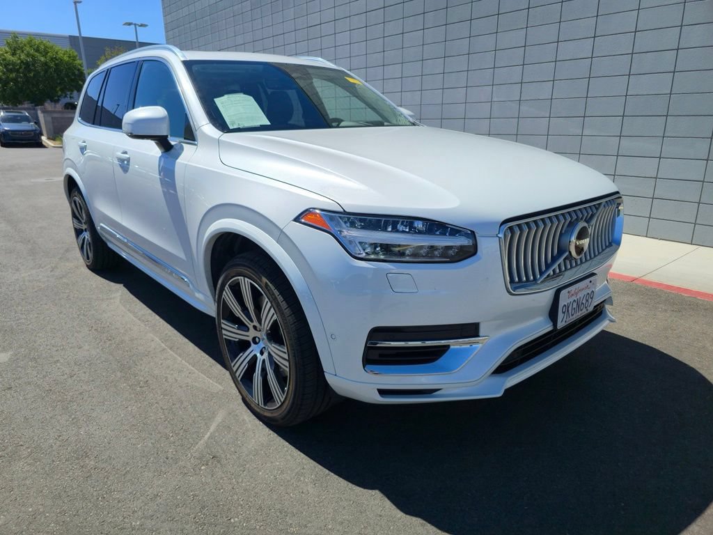 Used 2024 Volvo XC90 T8 Ultimate w/ Lounge Package AWD/4WD image 14