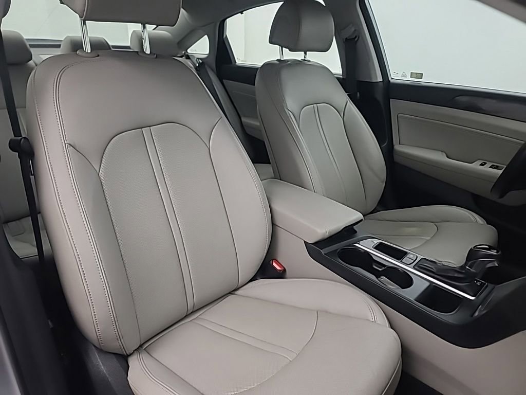 Used 2015 Hyundai Sonata Limited FWD image 16