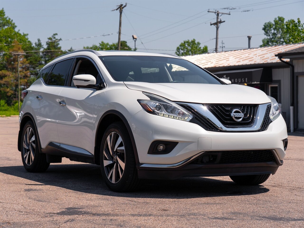 Used 2016 Nissan Murano Platinum w/ Platinum Technology Package AWD/4WD image 3