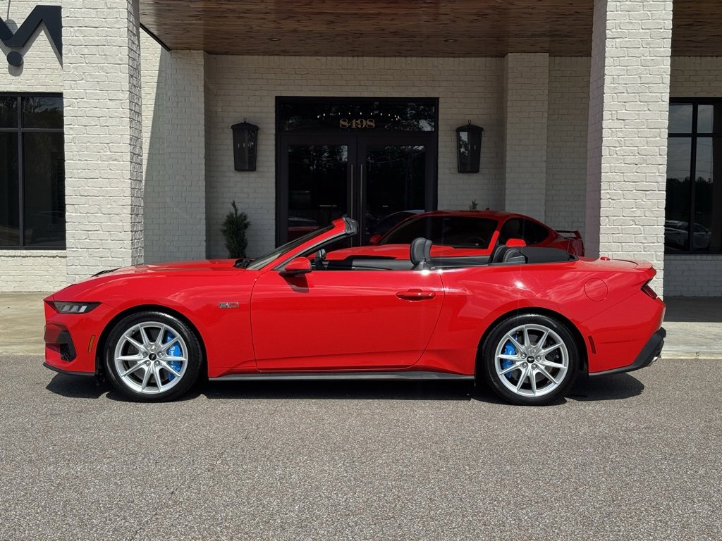 Used 2024 Ford Mustang GT Premium image 11