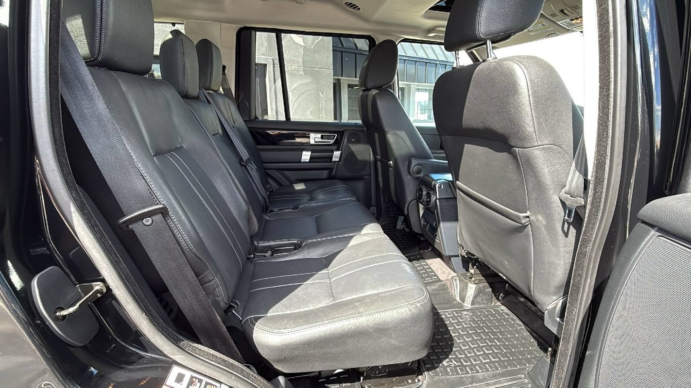 Used 2016 Land Rover LR4 HSE AWD/4WD image 16