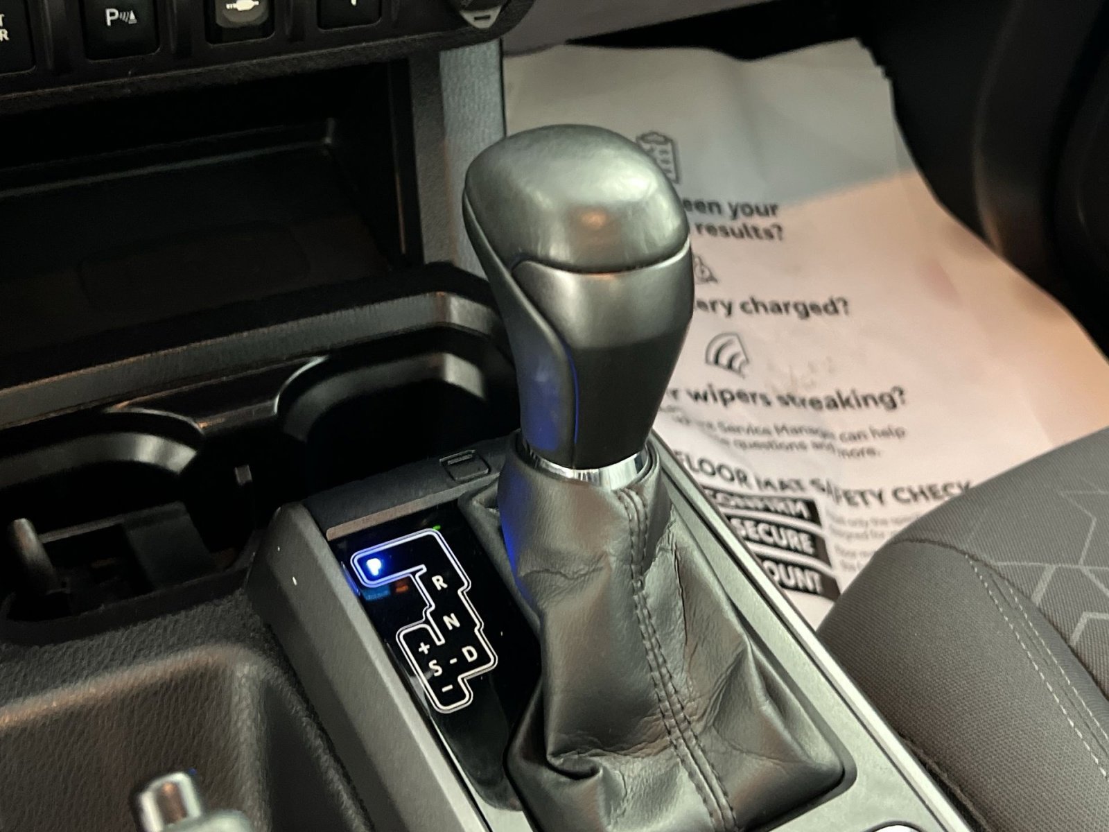 Used 2017 Toyota Tacoma TRD Sport image 22