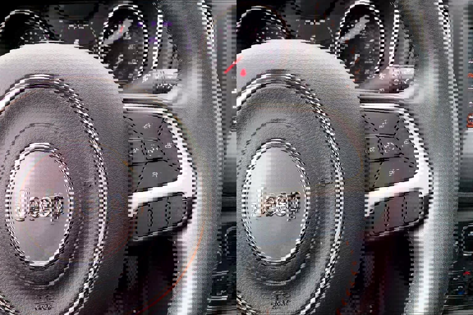 Used 2019 Jeep Compass Latitude w/ Cold Weather Group image 25