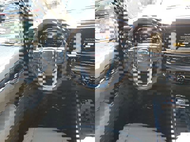 New 2026 GMC Sierra 1500 SLT image 15