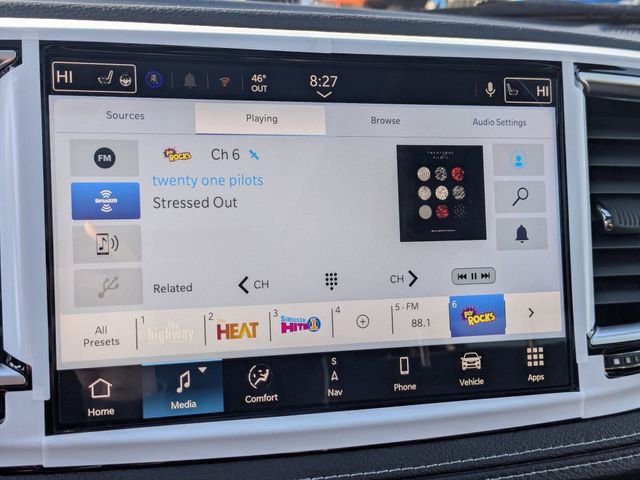 New 2026 Chrysler Pacifica Limited image 18