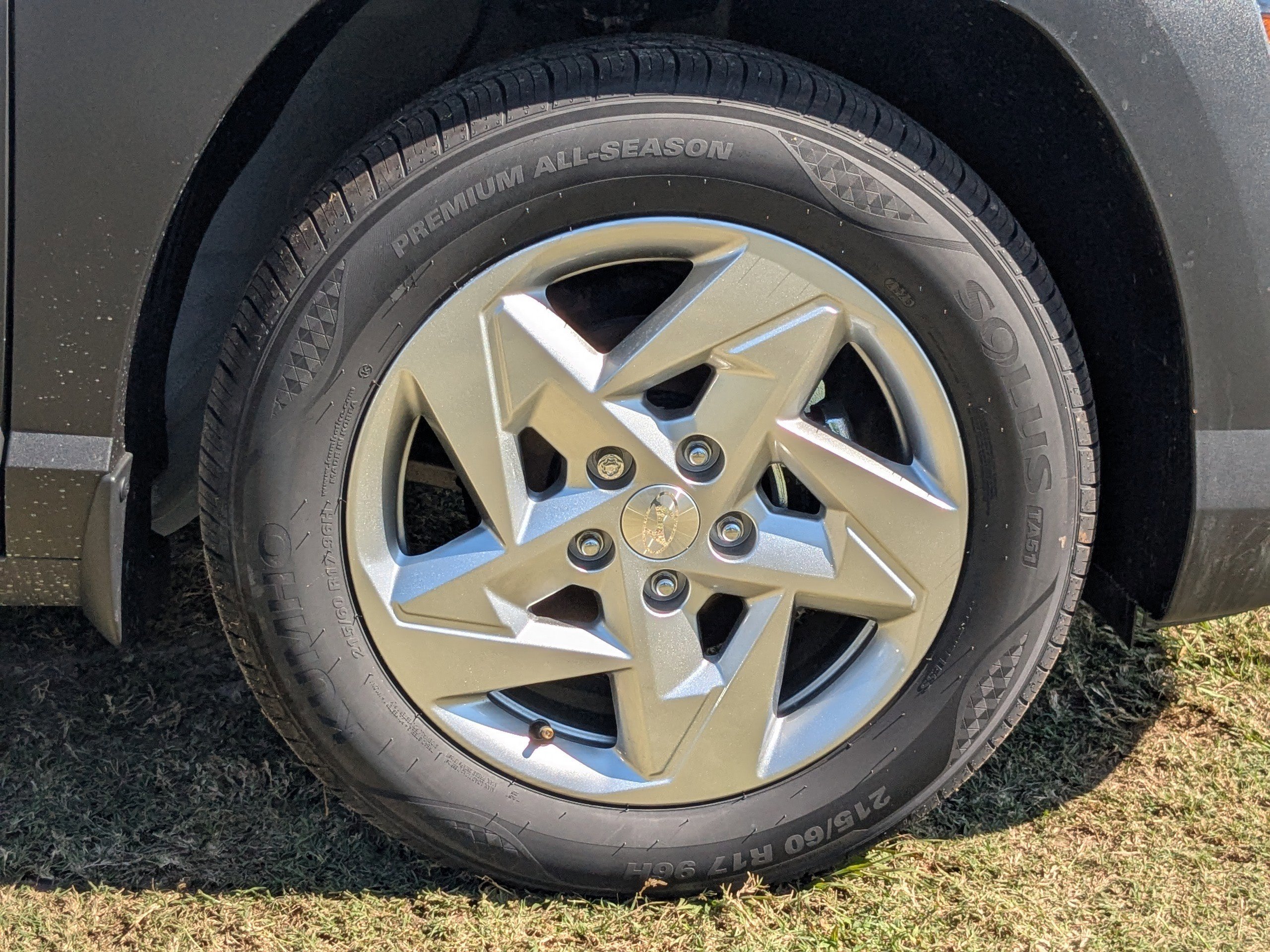 New 2026 Hyundai Kona SE image 13