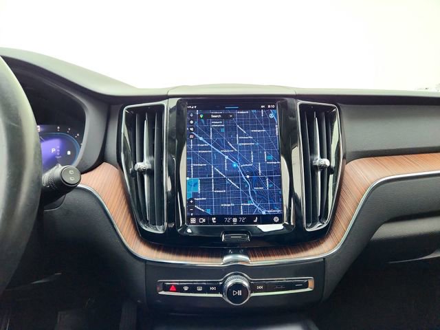 Certified 2023 Volvo XC60 B5 Plus w/ Climate Package image 23