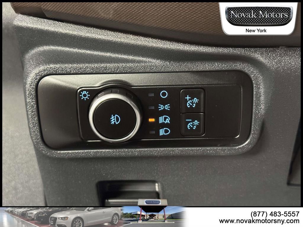Used 2023 Ford Bronco Outer Banks AWD/4WD image 14