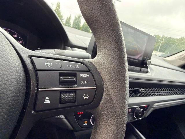Used 2023 Honda Accord EX image 19