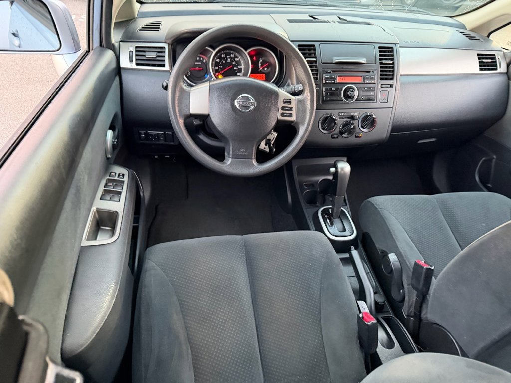 Used 2011 Nissan Versa 1.8 S w/ Plus Pkg FWD image 13