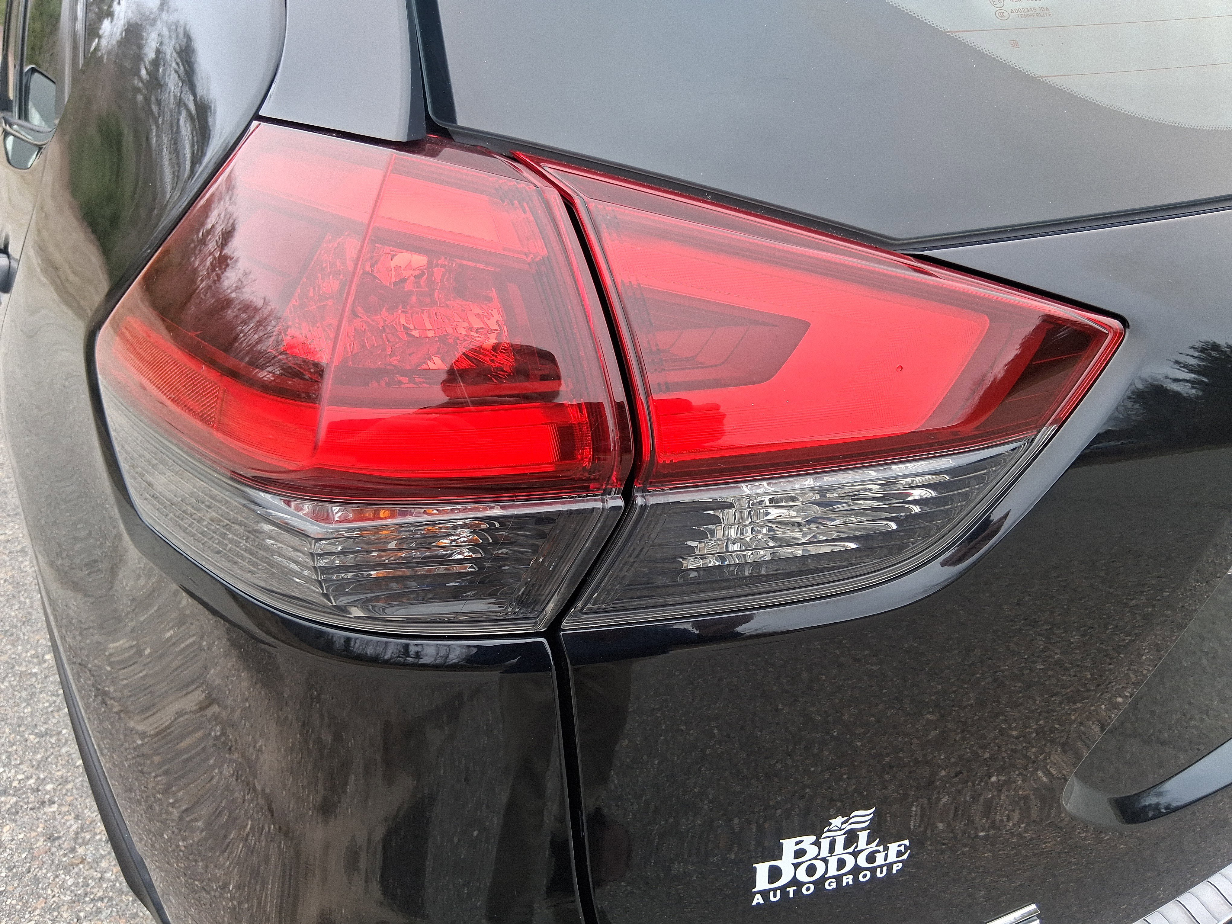 Used 2020 Nissan Rogue S AWD/4WD image 11