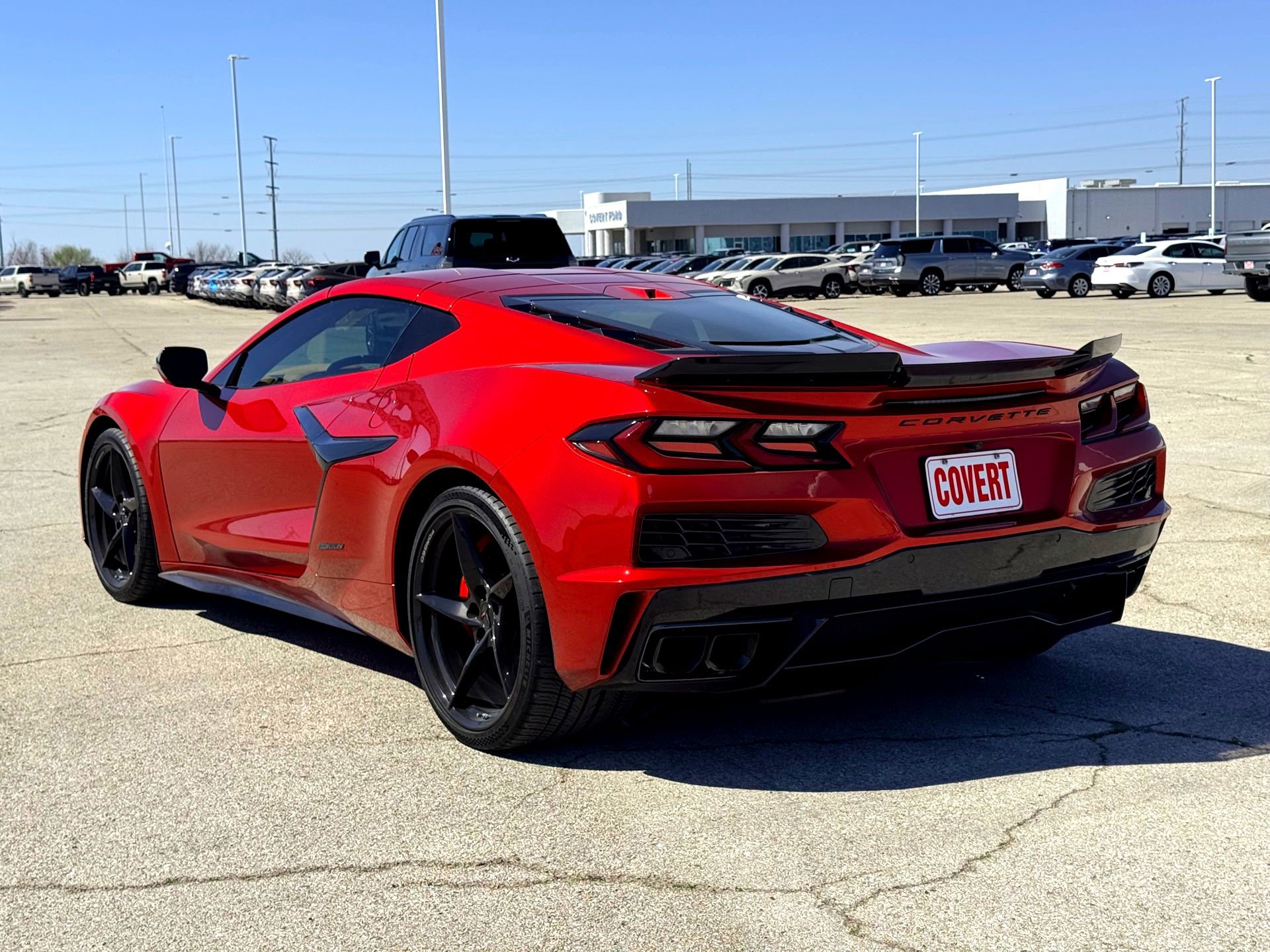 Used 2025 Chevrolet Corvette E-Ray w/ Stealth Interior Trim Package image 11
