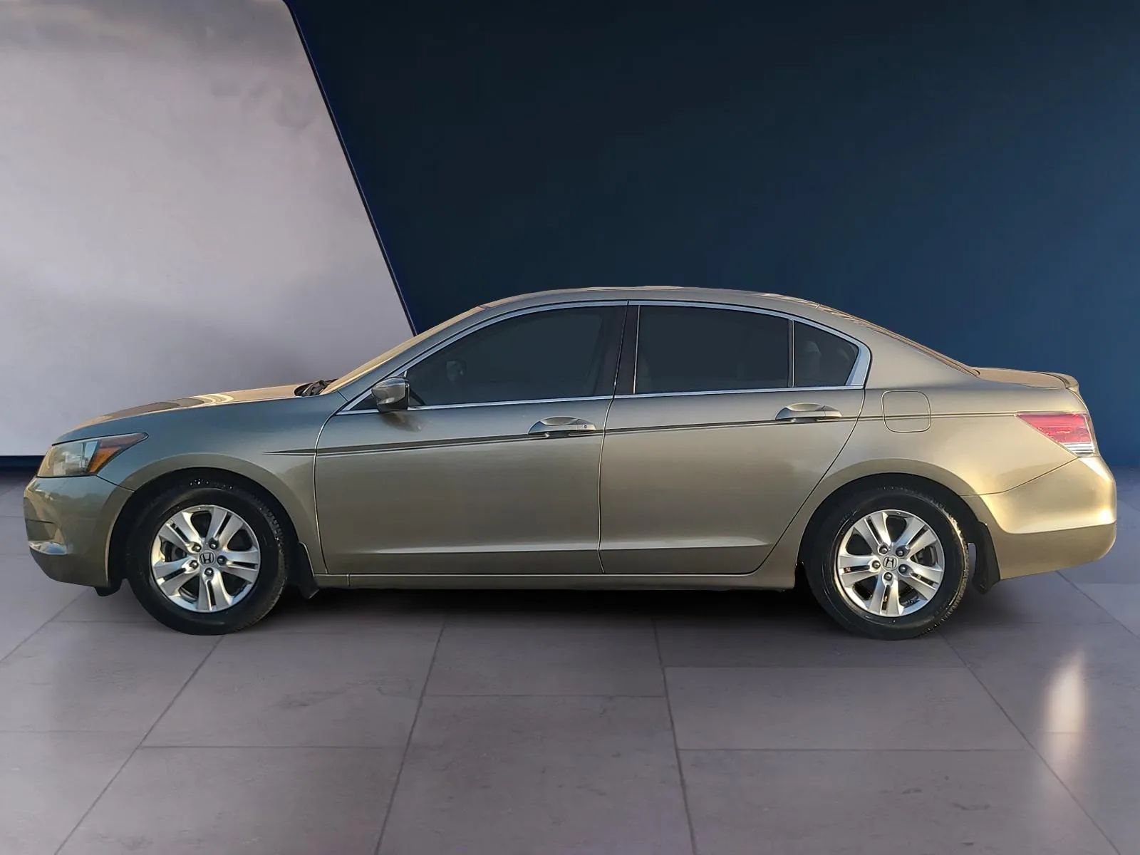 Used 2008 Honda Accord LX-P image 2