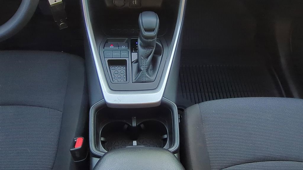Certified 2023 Toyota RAV4 LE image 15
