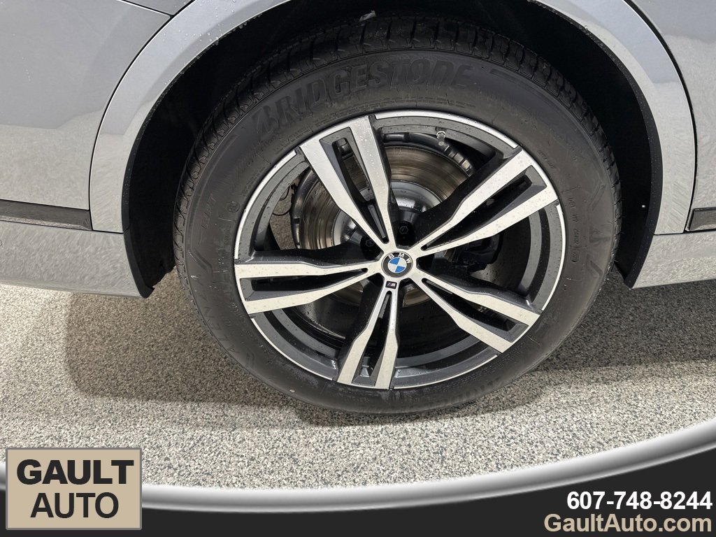 New 2026 BMW X7 xDrive40i w/ M Sport Package image 23