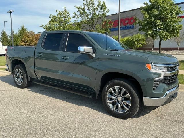 Used 2026 Chevrolet Silverado 1500 LT AWD/4WD image 2