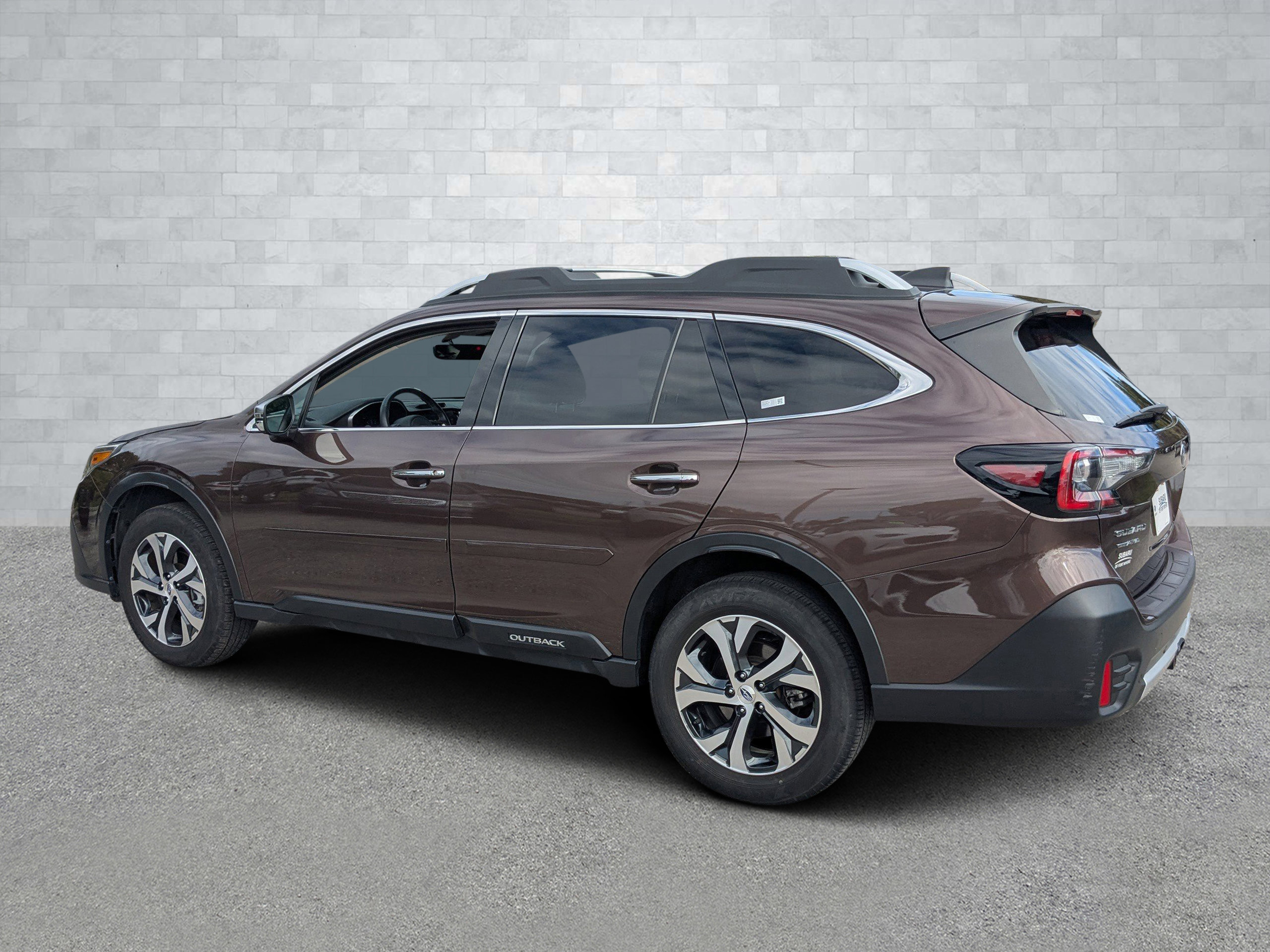 Used 2022 Subaru Outback Touring image 7