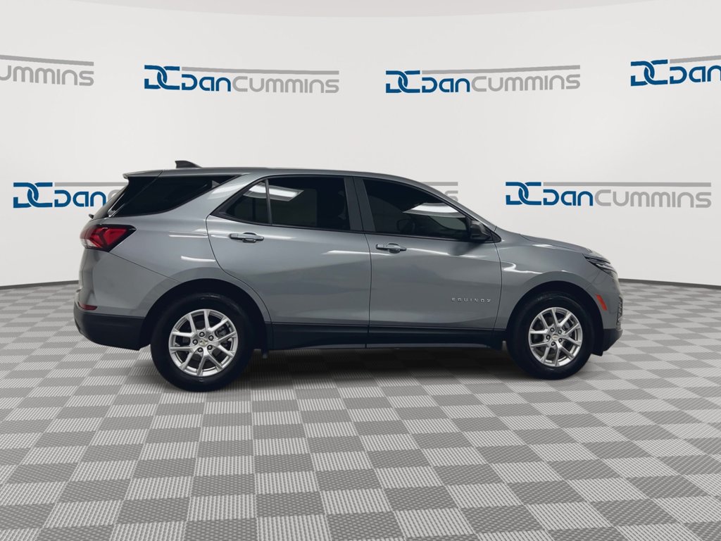 Used 2024 Chevrolet Equinox LS FWD image 9