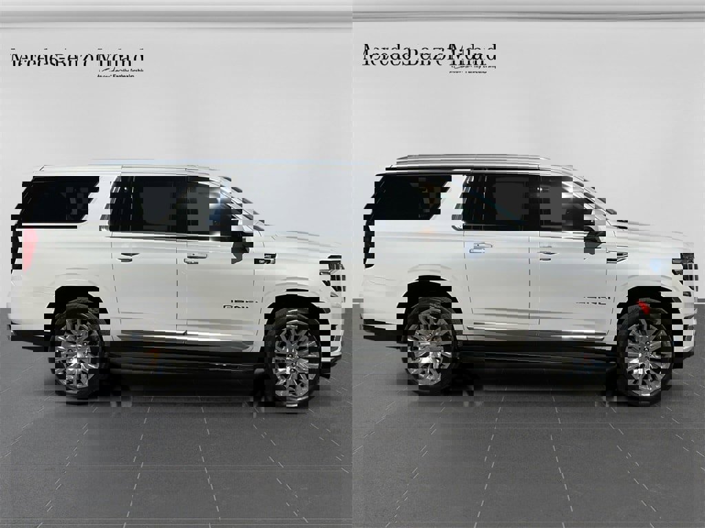 Used 2024 GMC Yukon XL Denali w/ Max Trailering Package image 7