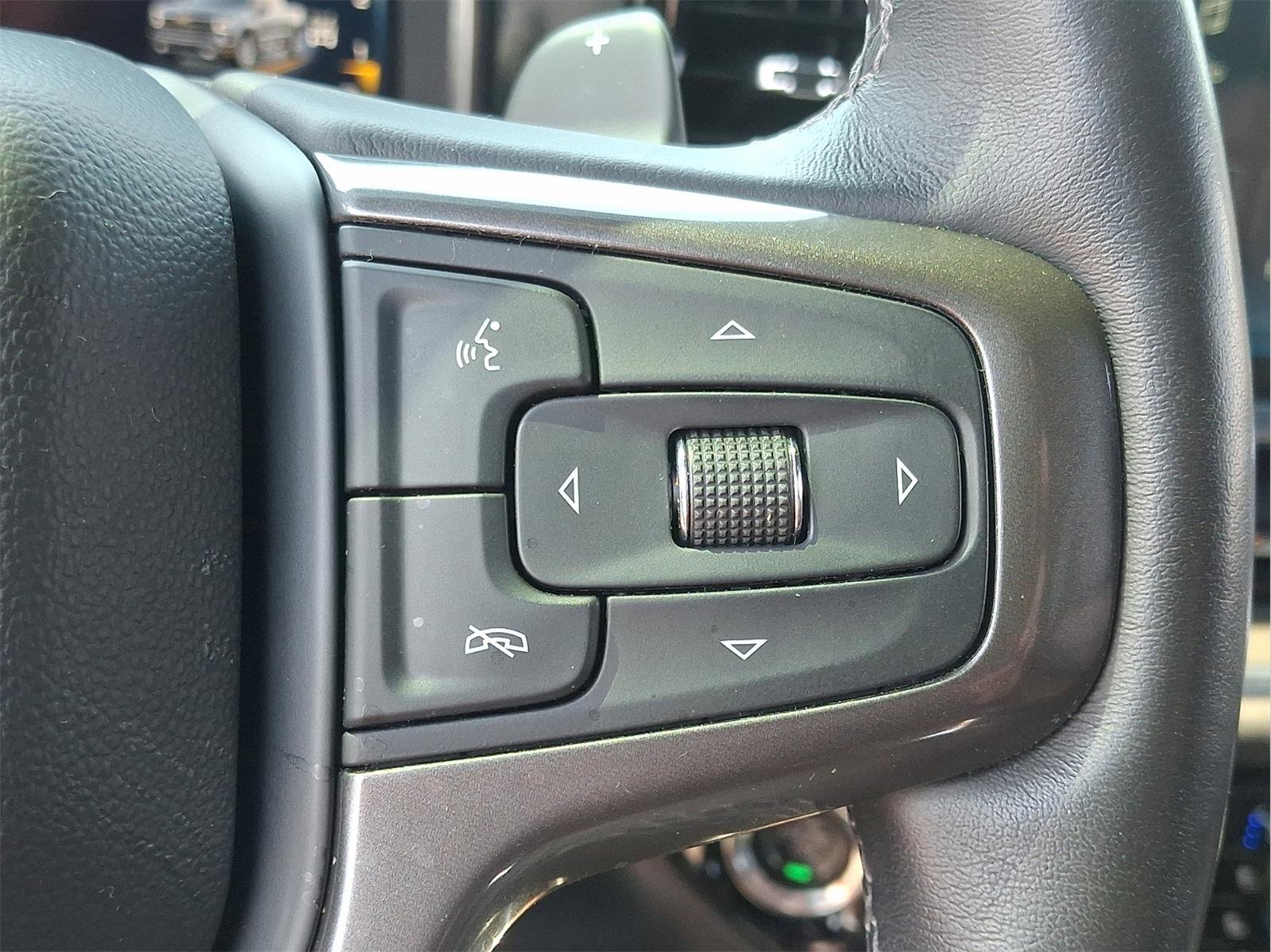 Used 2024 Chevrolet Silverado 1500 High Country w/ Technology Package AWD/4WD image 43