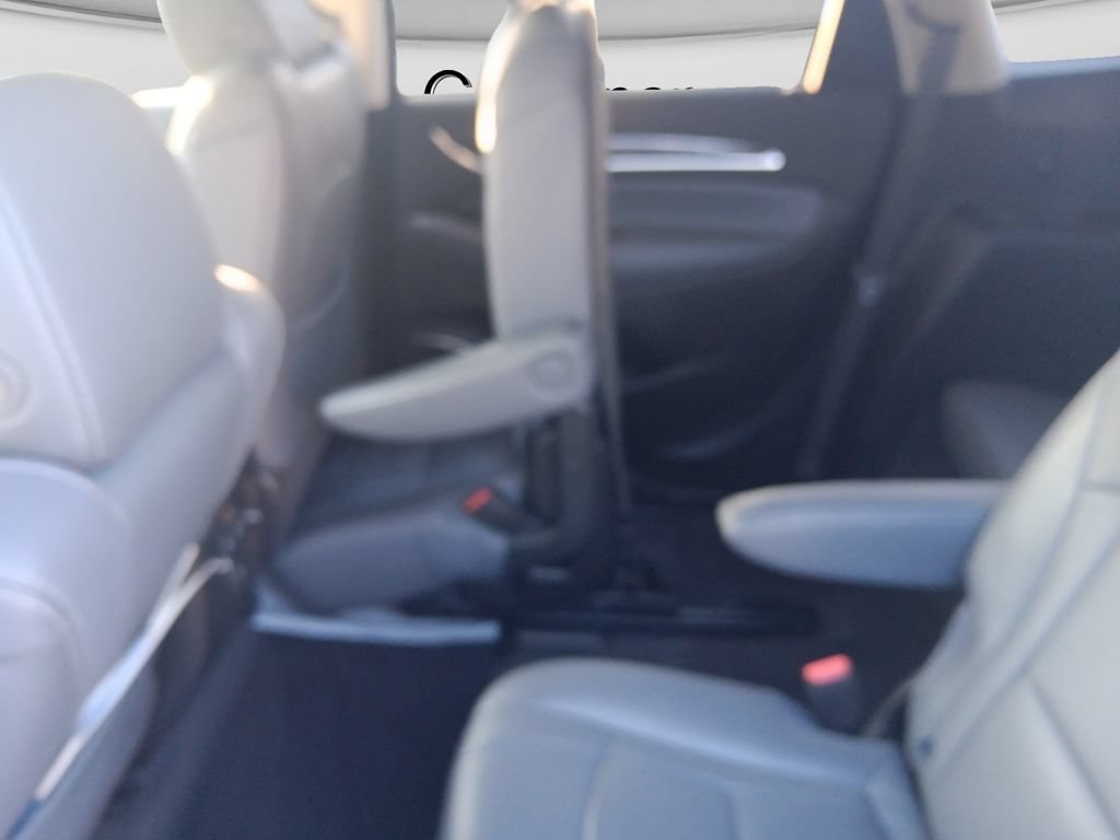 Used 2020 Buick Enclave Essence AWD/4WD image 30