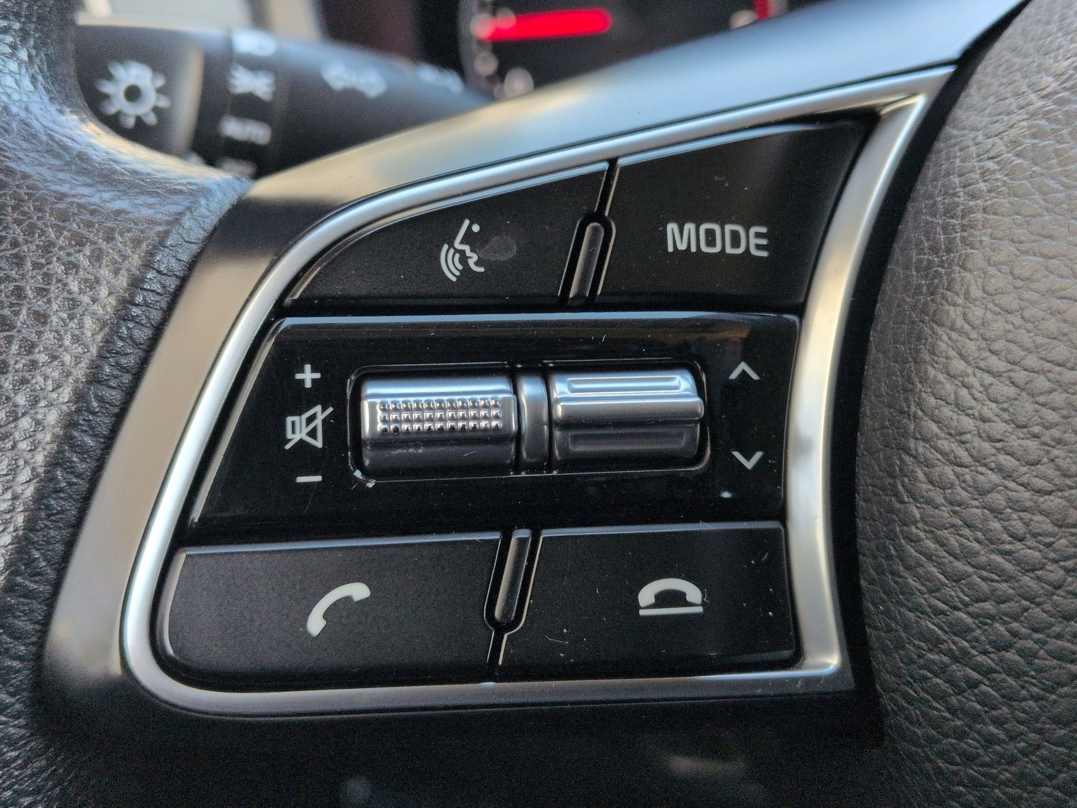 Used 2021 Kia Seltos LX image 14