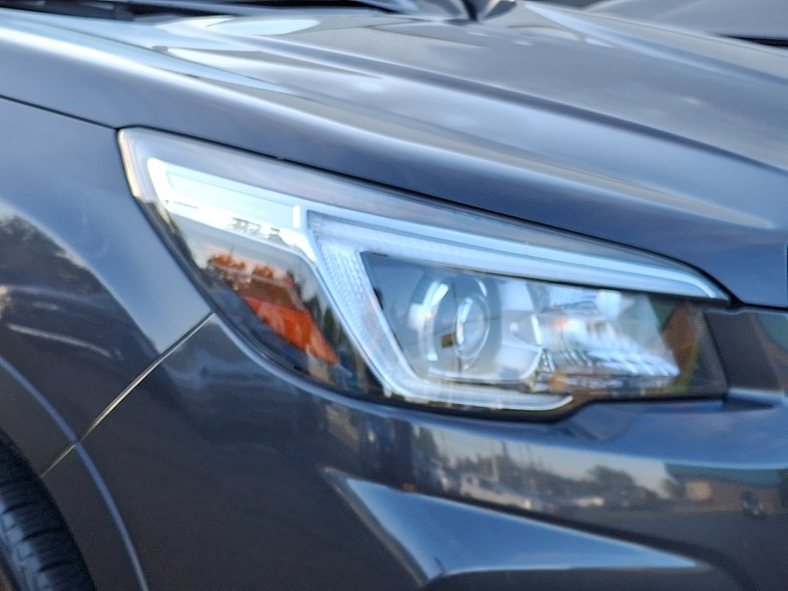 Used 2019 Subaru Forester Limited w/ Popular Package #3 AWD/4WD image 9