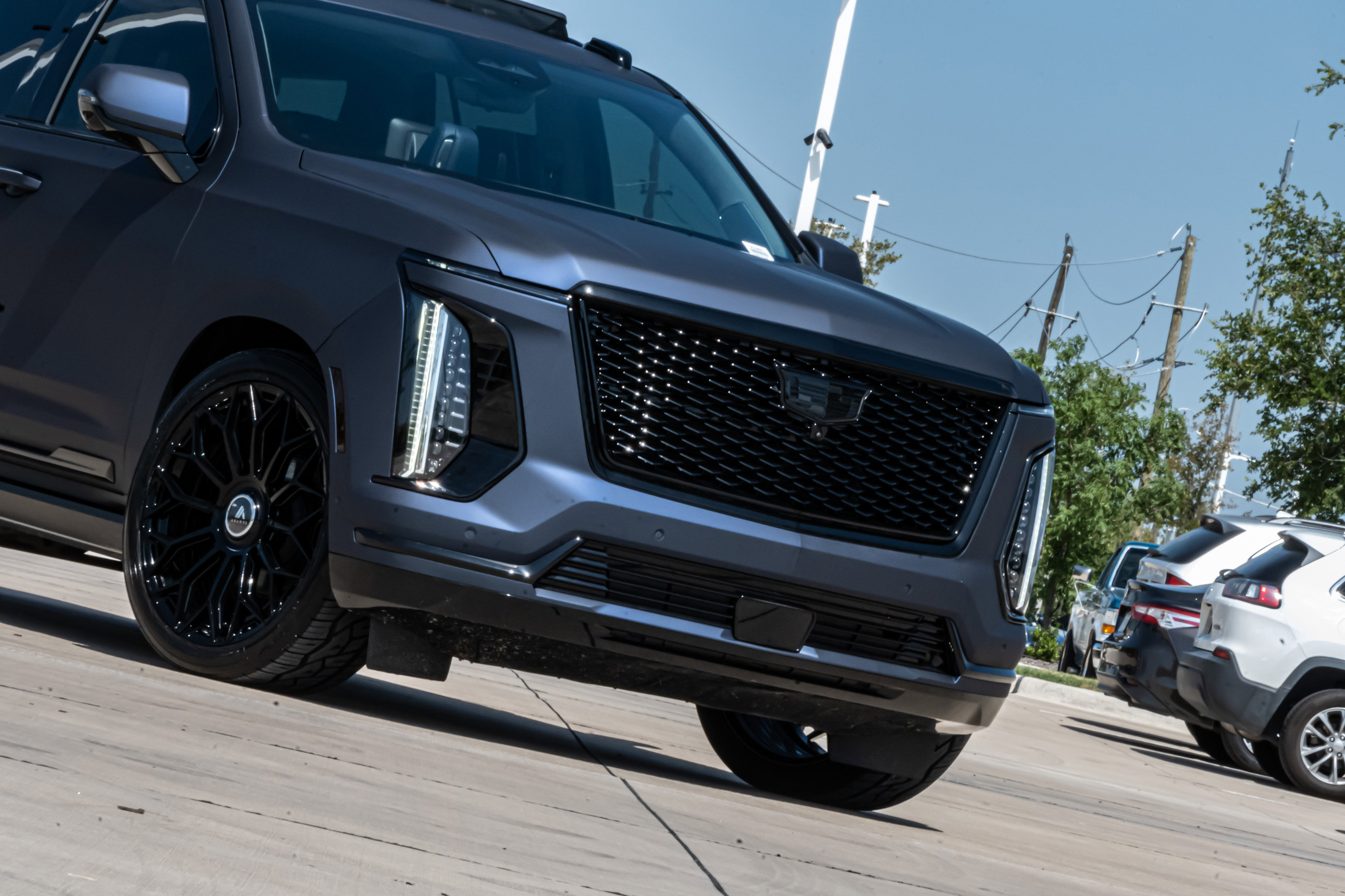 Used 2025 Cadillac Escalade Sport Platinum AWD/4WD image 11
