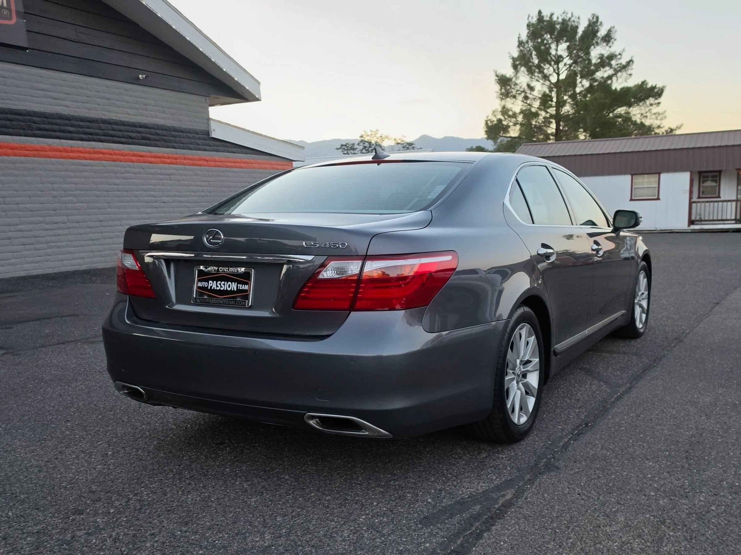 Used 2012 Lexus LS 460 w/ Luxury Value Edition RWD image 5