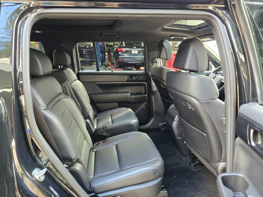 Used 2024 Hyundai Santa Fe Calligraphy image 17