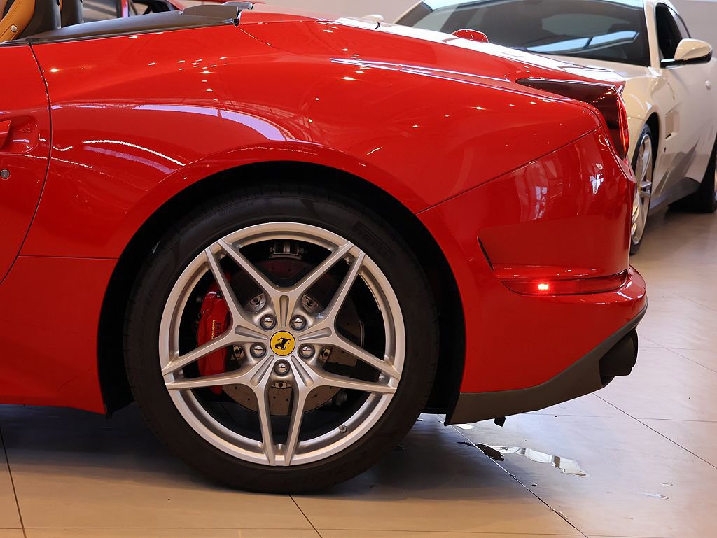 Certified 2017 Ferrari California T image 68