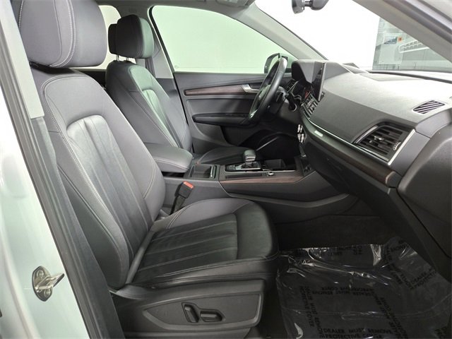 Used 2021 Audi Q5 2.0T Premium w/ Convenience Package image 23
