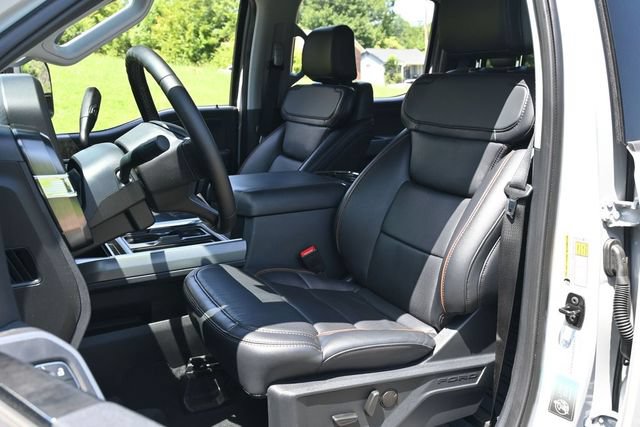 Certified 2025 Ford F450 Lariat w/ Lariat Ultimate Package AWD/4WD image 11